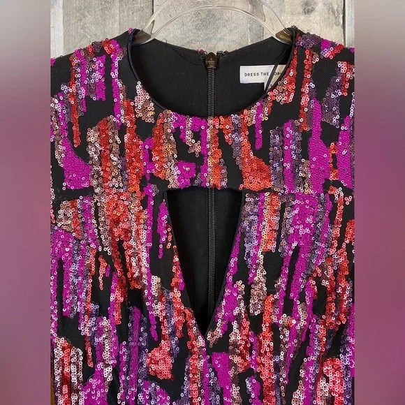 Dress The Population Jayla Sequin Dress in Fuchsia Multi Size Small. - Picture 5 of 13